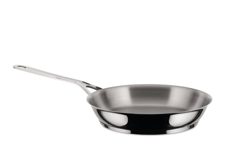 Rozsdamentes acél serpenyő 24 cm, tükörpolírozott.