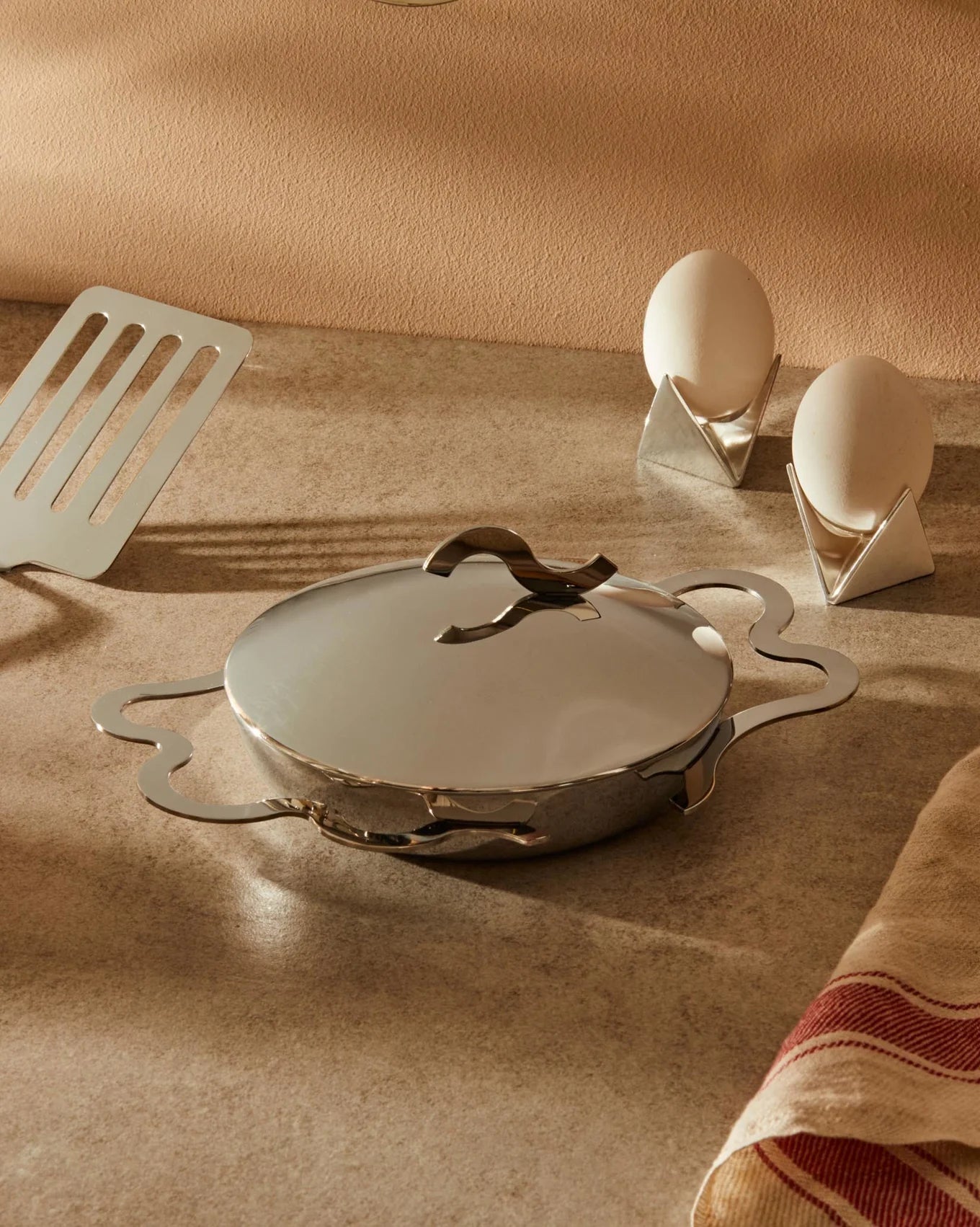 TEGAMINO Tojássütő - Design Pop Up - Alessi
